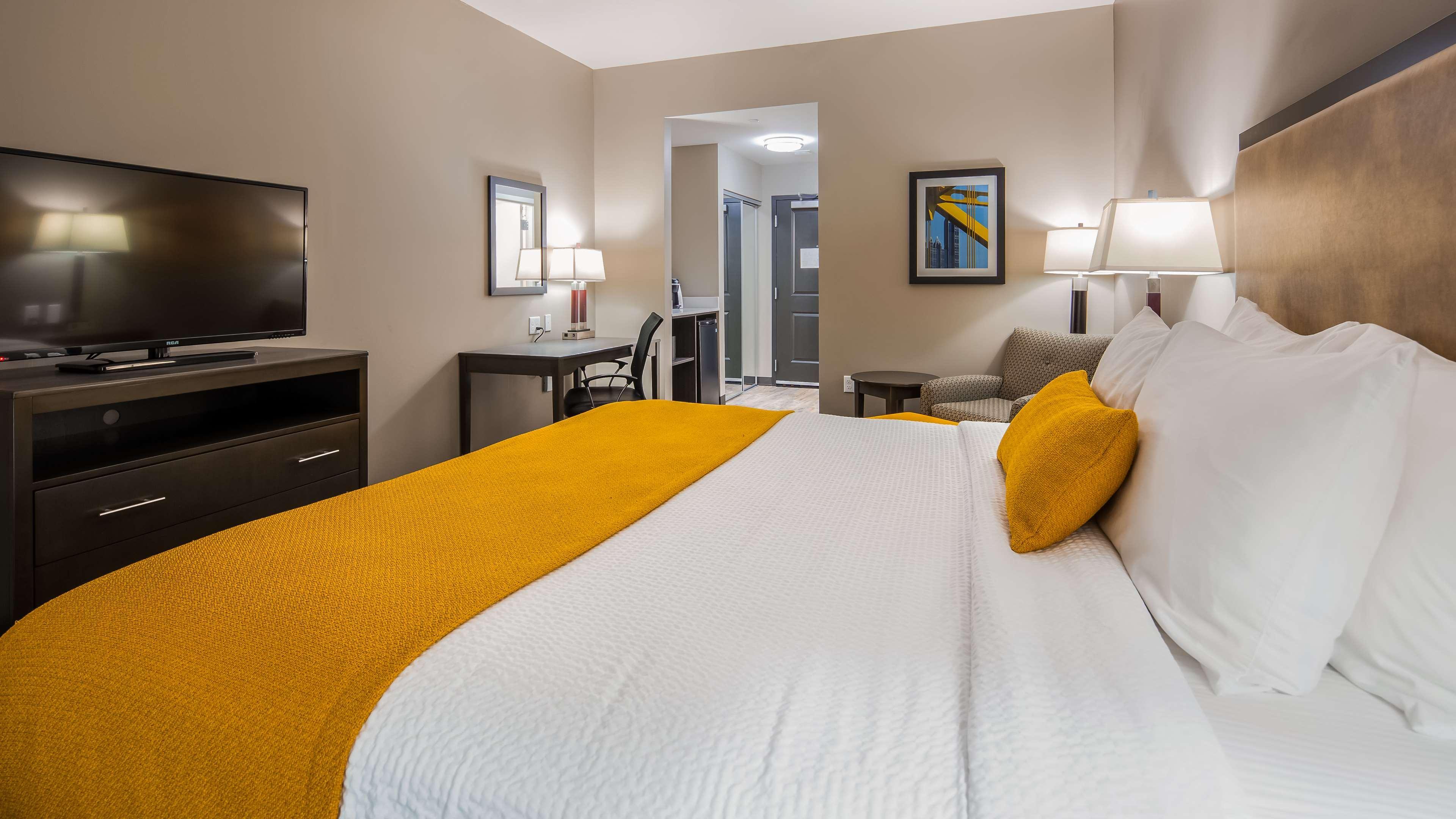 Best Western Plus Cranberry-Pittsburgh North Cranberry Township Exterior photo