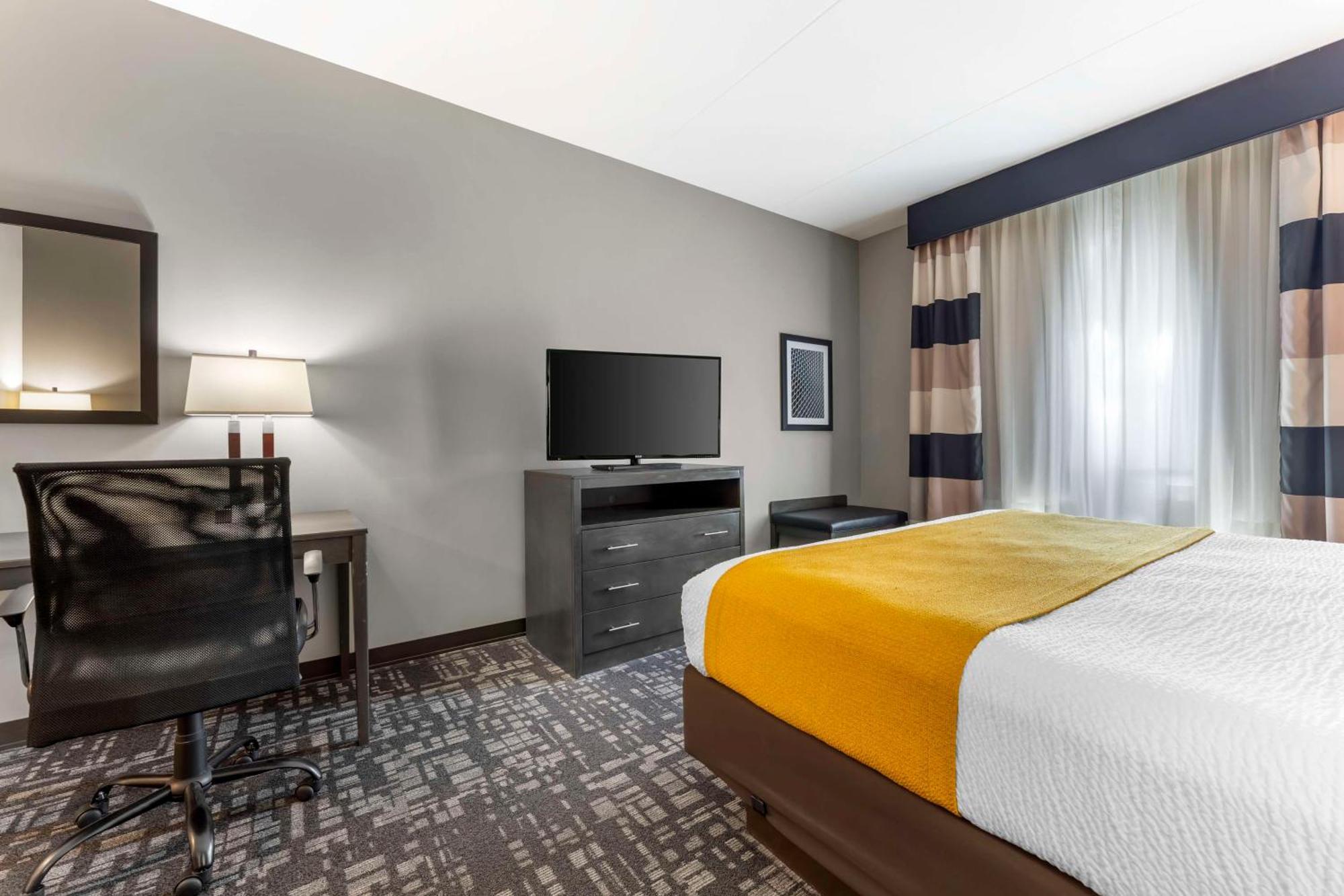 Best Western Plus Cranberry-Pittsburgh North Cranberry Township Exterior photo