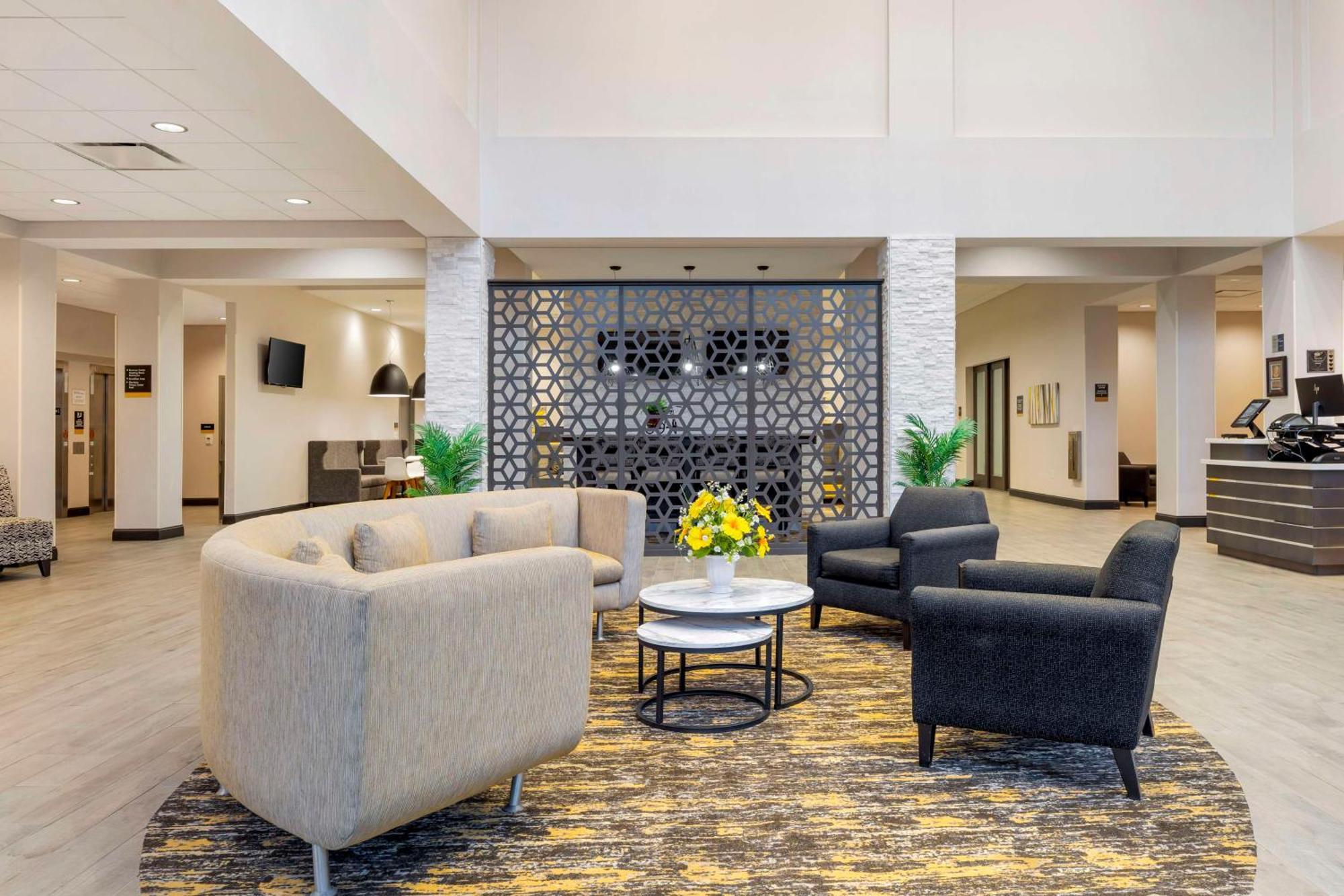 Best Western Plus Cranberry-Pittsburgh North Cranberry Township Exterior photo