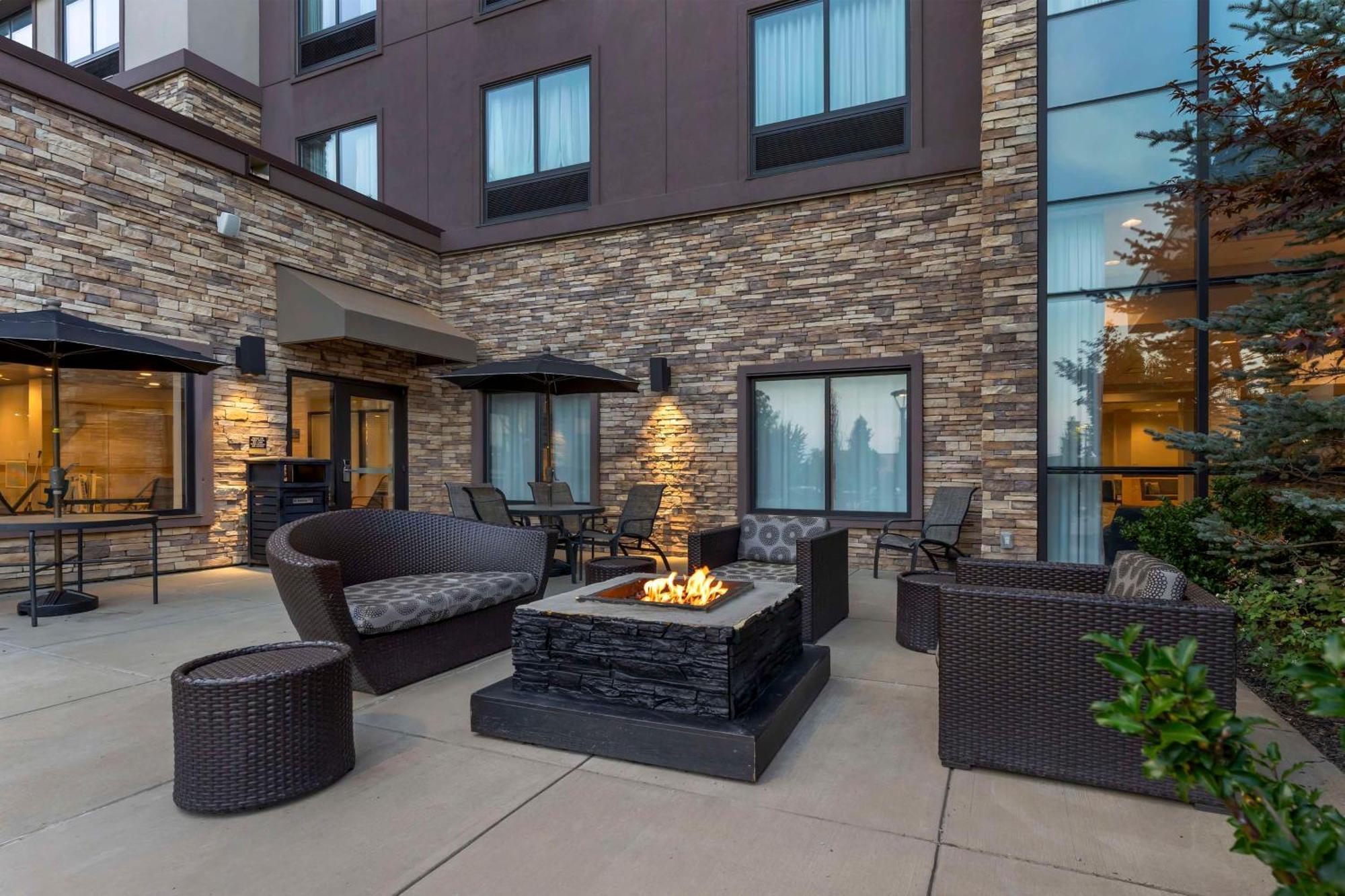 Best Western Plus Cranberry-Pittsburgh North Cranberry Township Exterior photo